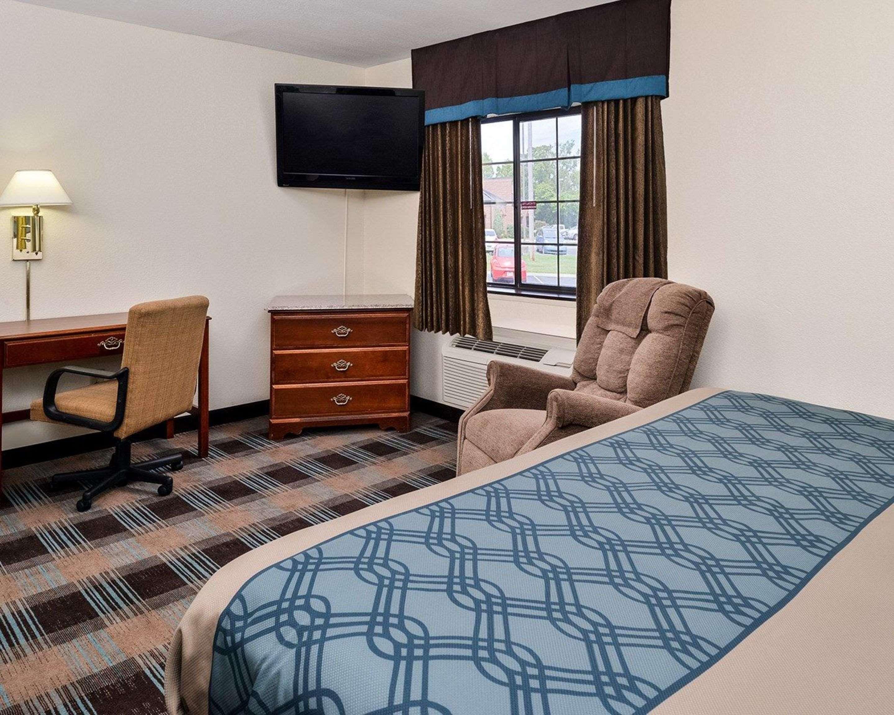 שלביוויל Econo Lodge Inn & Suites מראה חיצוני תמונה