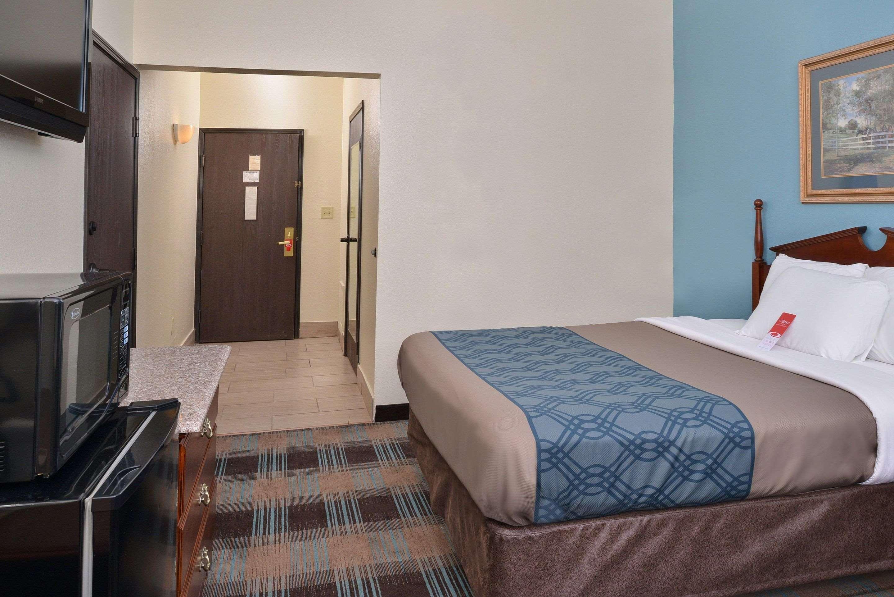 שלביוויל Econo Lodge Inn & Suites מראה חיצוני תמונה