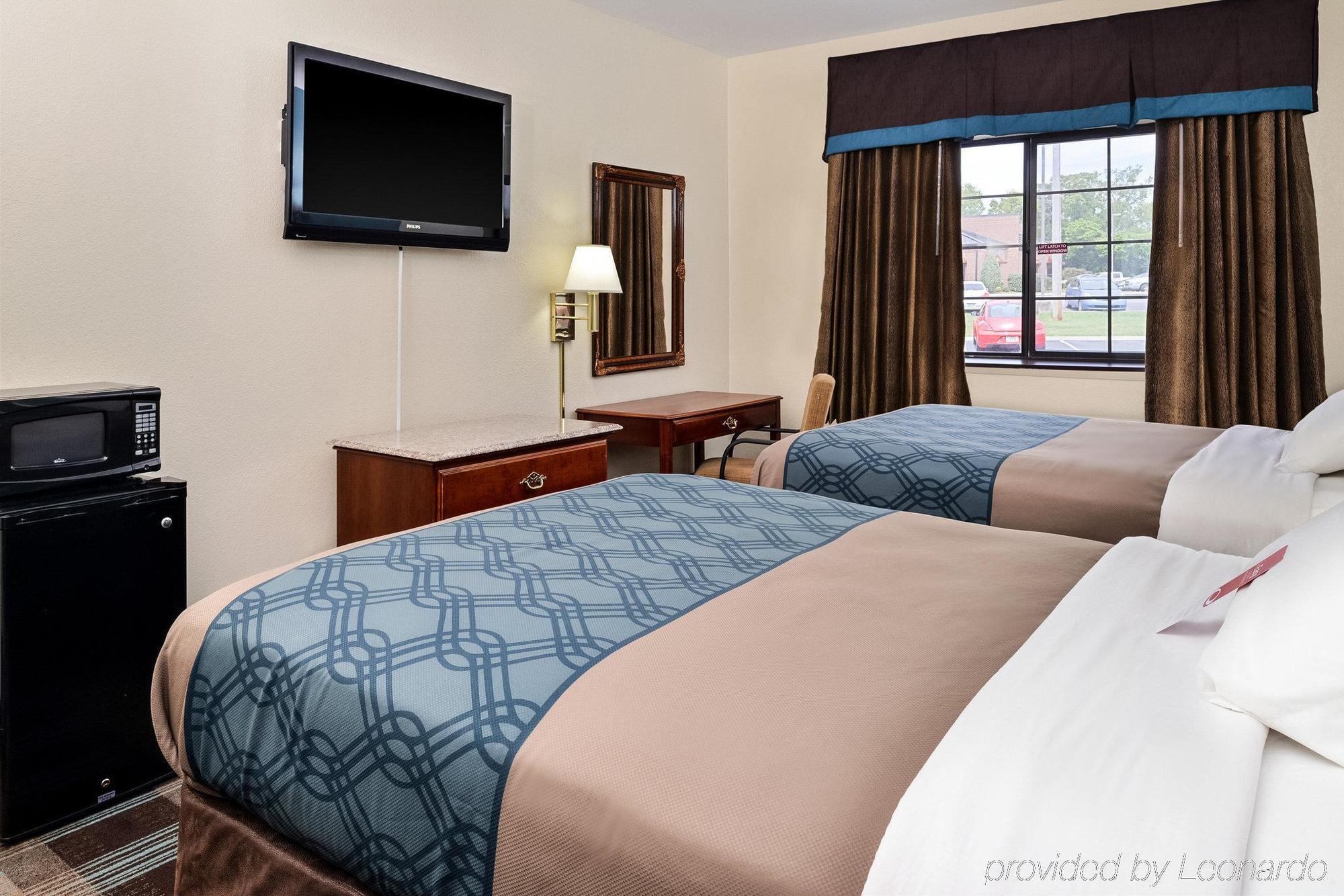 שלביוויל Econo Lodge Inn & Suites מראה חיצוני תמונה